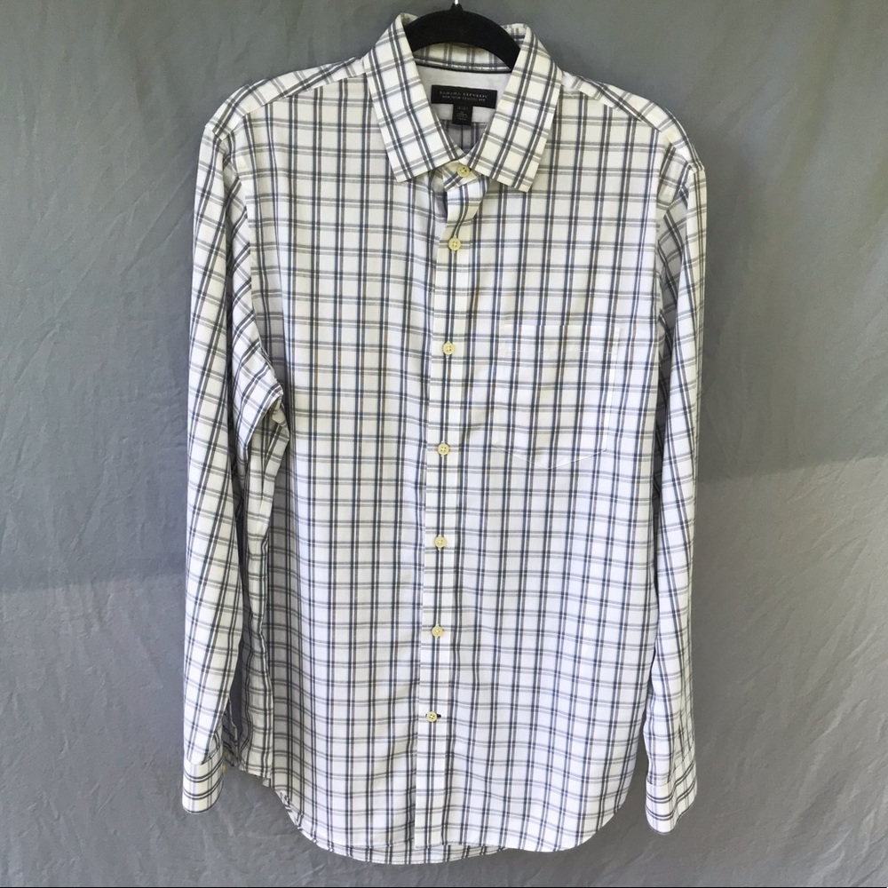 Banana Republic Men’s 100% cotton Dress Shirt!